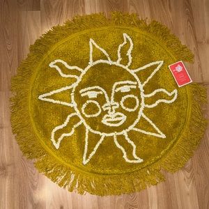 Opalhouse with Jungelow Bath Rug 🌞